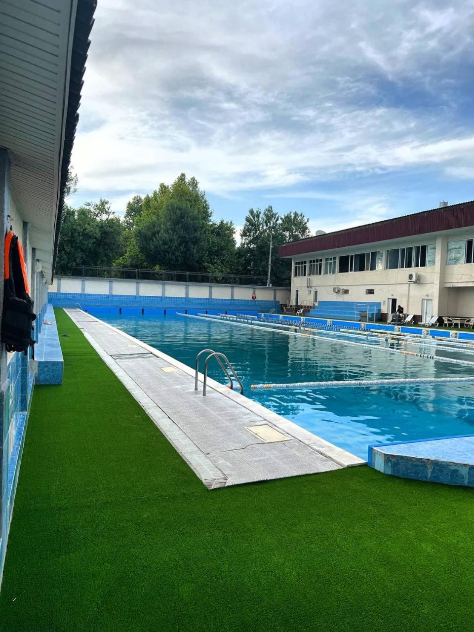 Grand Avenue Hotel Tashkent Luaran gambar